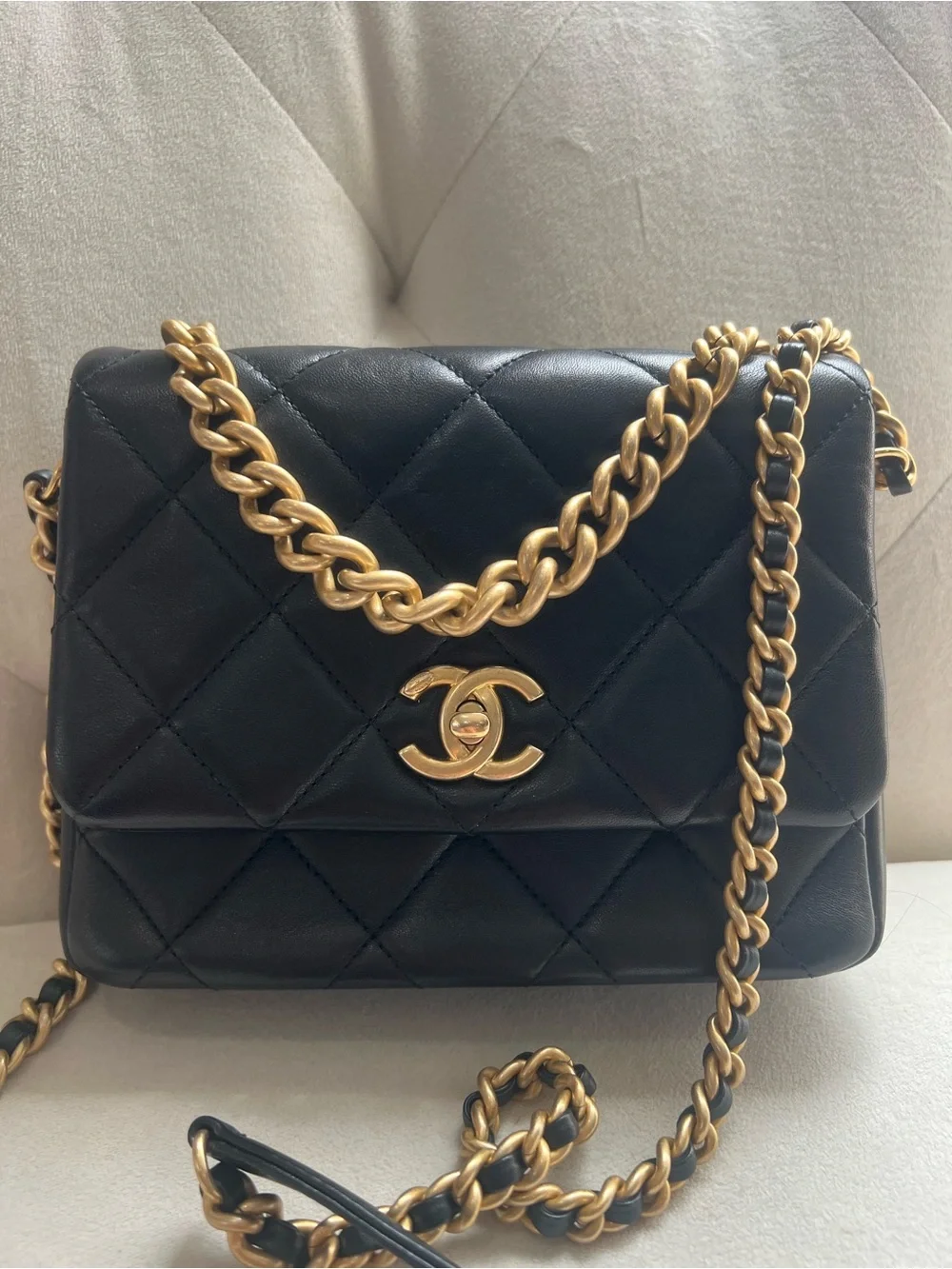 Chanel Black Side Note Flap Bag - Picture 2 of 7